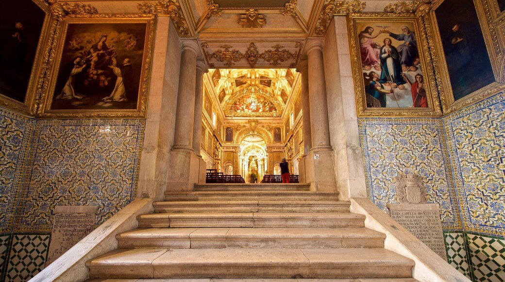 National Museum of Azulejos showing art, interior views and religious elements