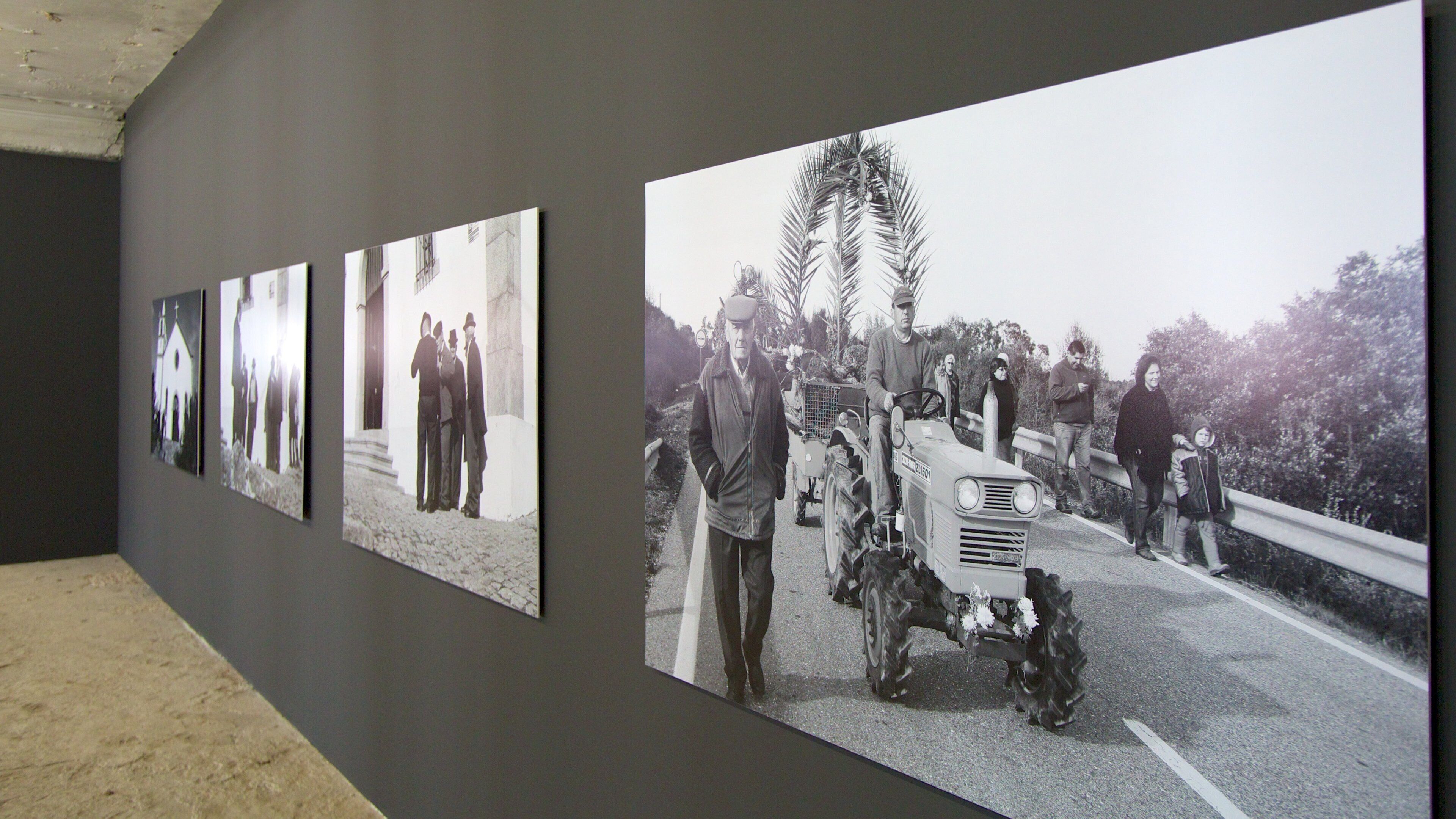 Museum of Design showing interior views