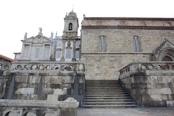 Eglise de Sao Francisco qui includes patrimoine architectural, aspects religieux et église ou cathédrale