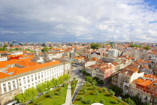 Porto das einen Stadt und Kleinstadt oder Dorf