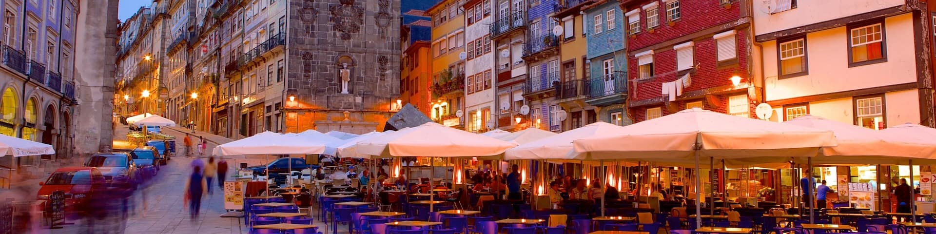 Place Ribeira mettant en vedette pause café, dîner en ville et scènes de rue