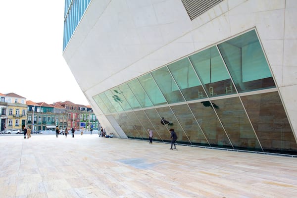 Casa da Musica featuring street scenes