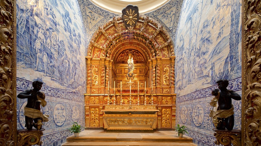 Faro Cathedral showing interior views, a church or cathedral and religious elements