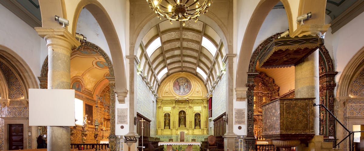 Faro Cathedral featuring a church or cathedral, heritage elements and interior views
