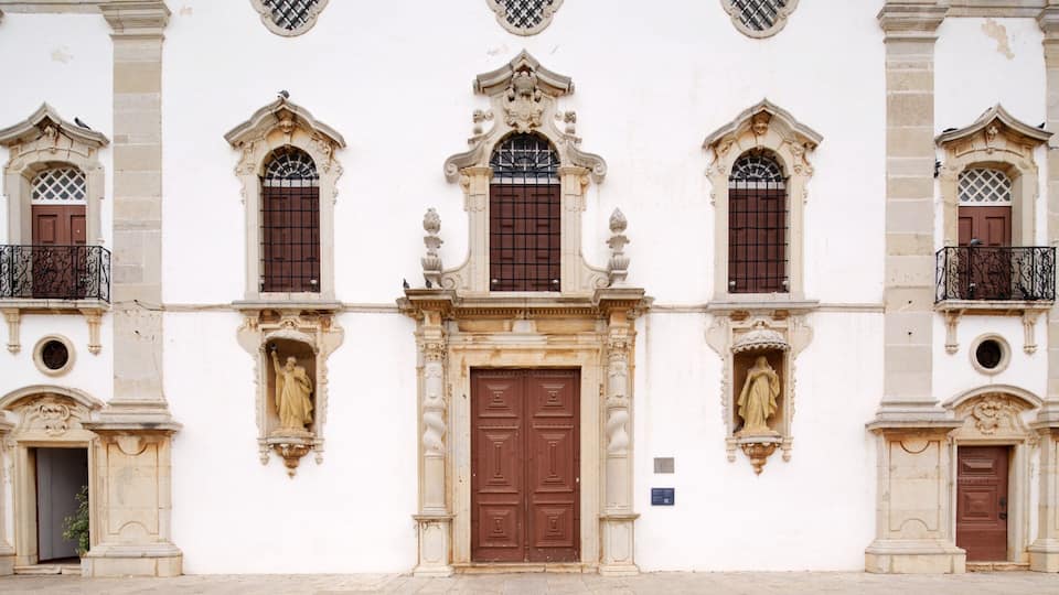 Carmo Church showing heritage elements