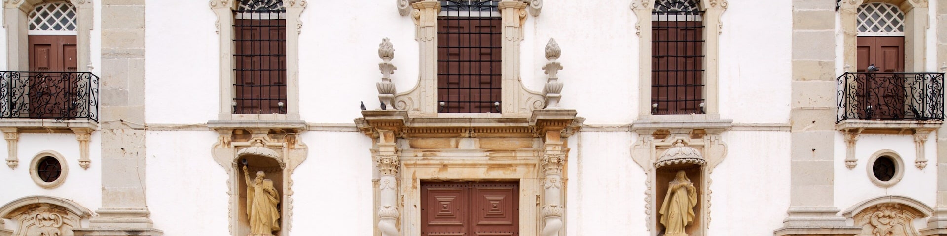 Carmo Church showing heritage elements