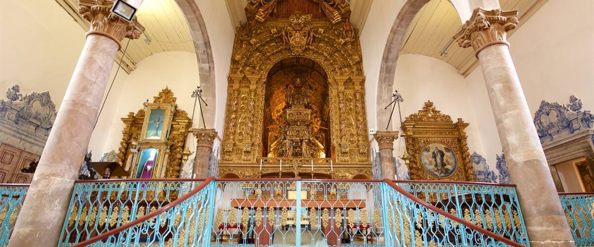 Eglise de la Miséricorde mettant en vedette patrimoine historique, église ou cathédrale et vues intérieures