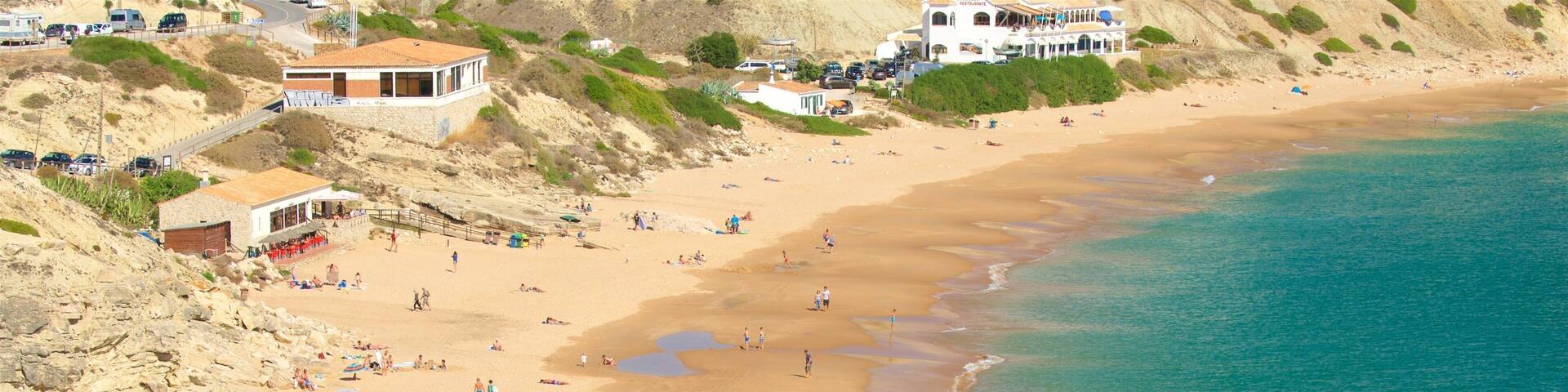 Mareta Beach which includes a beach and general coastal views
