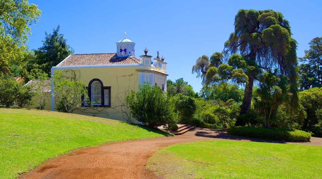 Jardins do Palheiro som inkluderer hage og hus