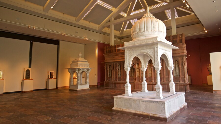 Colección de Trammell y Margaret Crow de Arte Asiático ofreciendo vista interna