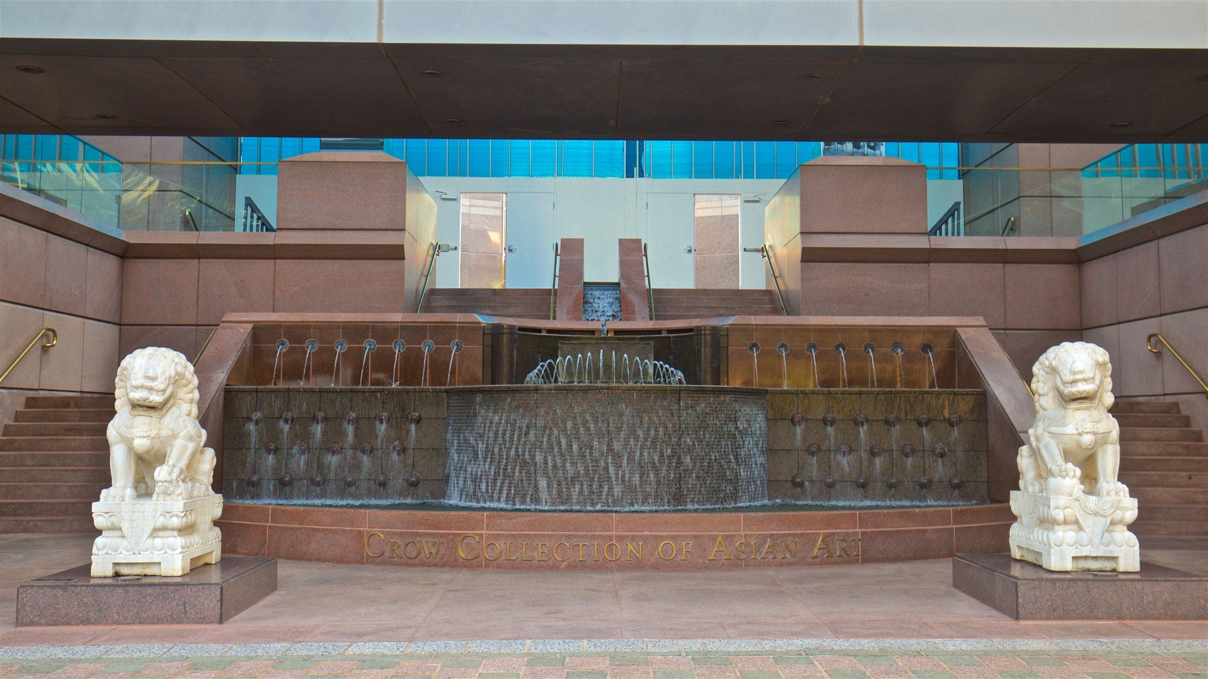 Trammell and Margaret Crow Collection of Asian Art