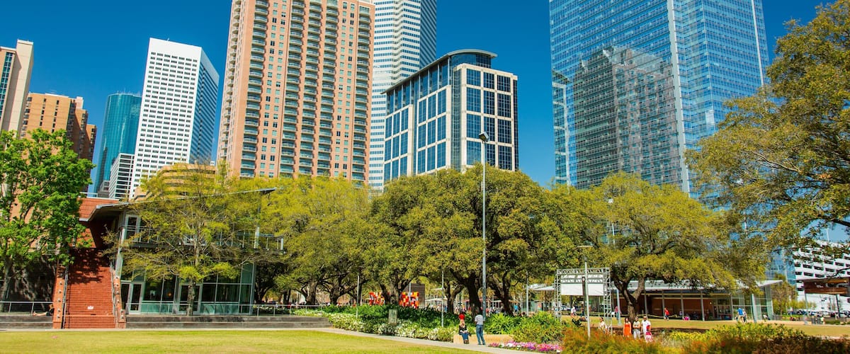 探索綠色 呈现出 現代建築, 街道景色 和 摩天樓