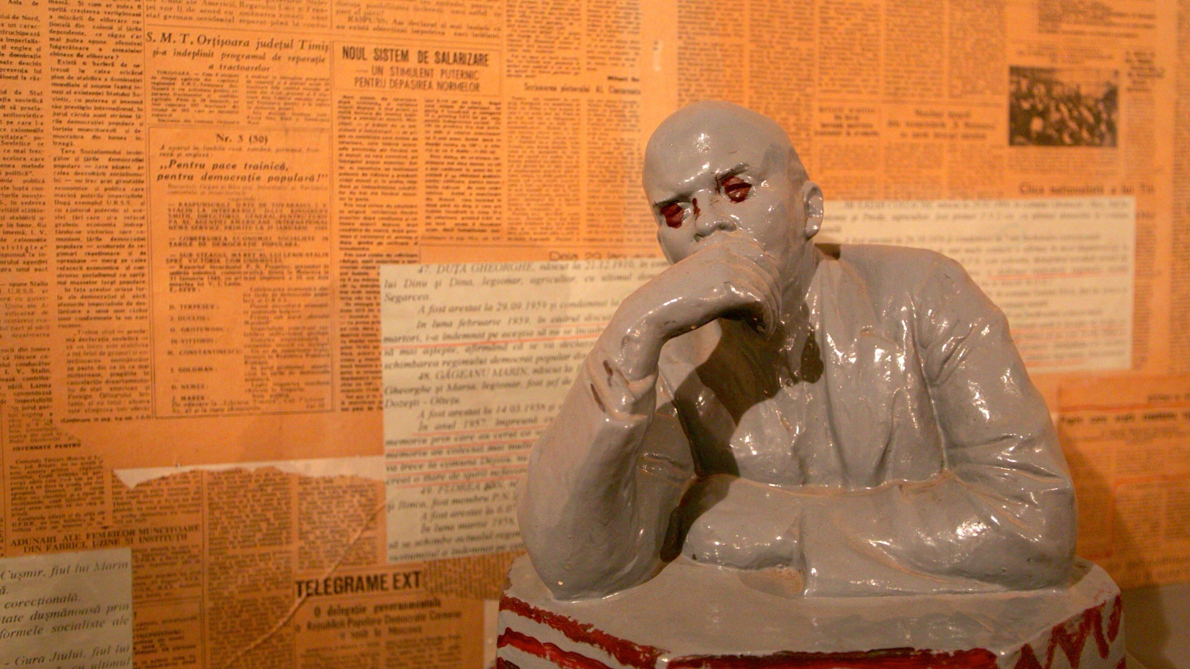 Museum of the Romanian Peasant which includes interior views and a statue or sculpture