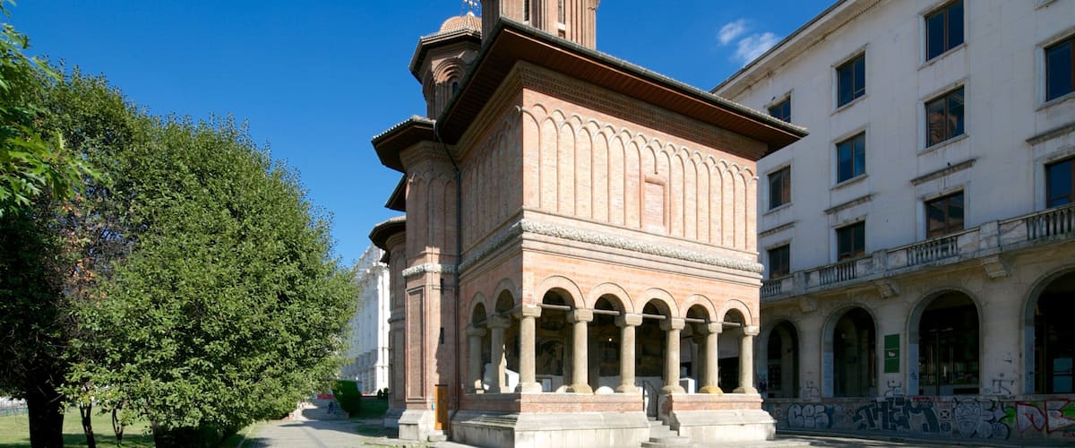 Bucharest which includes a church or cathedral and heritage architecture