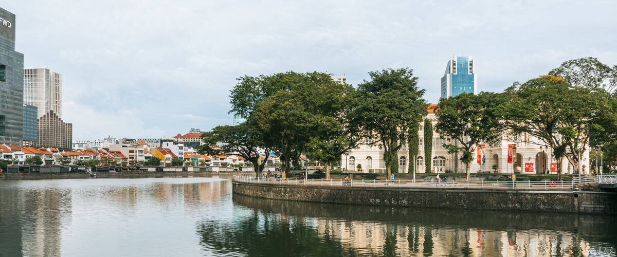 Boat Quay showing a bay or harbor