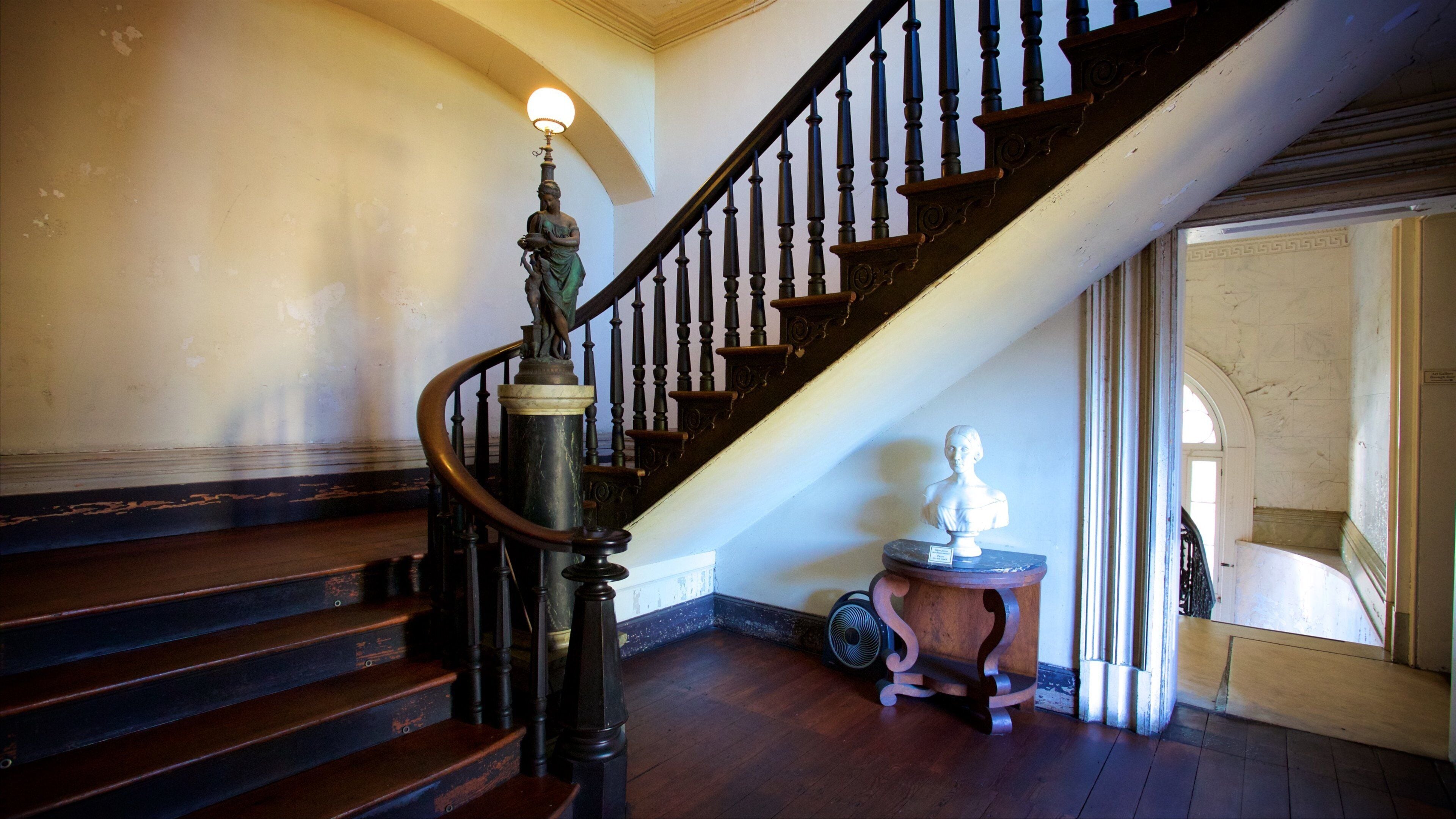 Aiken-Rhett House fasiliteter samt kulturarv og innendørs