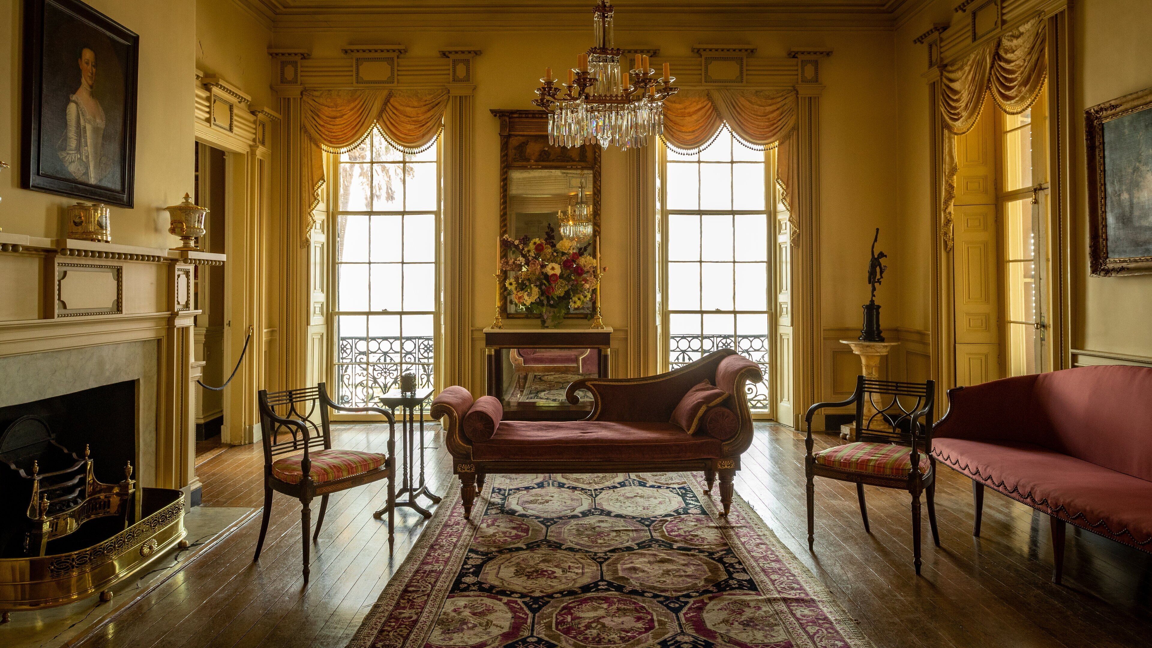 Edmonston-Alston House featuring interior views, heritage elements and a house