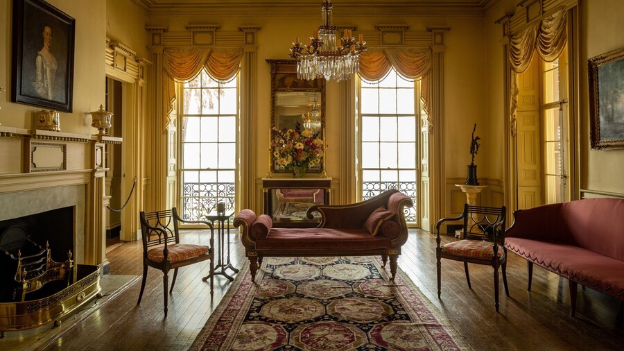 Edmonston-Alston House featuring interior views, heritage elements and a house