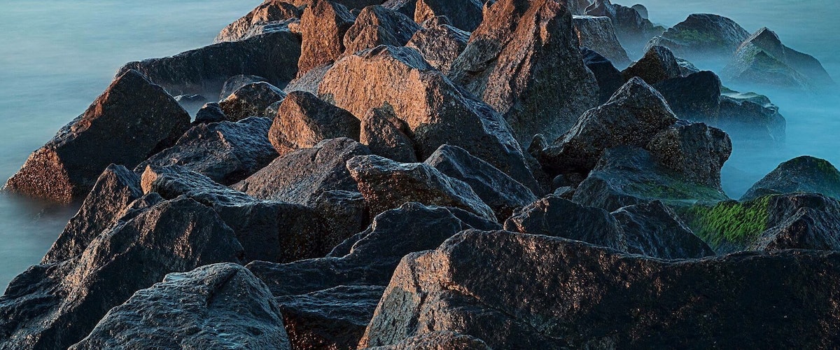 View of Morris Island Lighthouse from Folly Beach at high tide.
#beachtrips