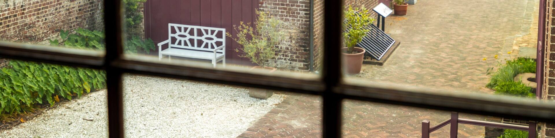 Heyward-Washington House showing heritage elements