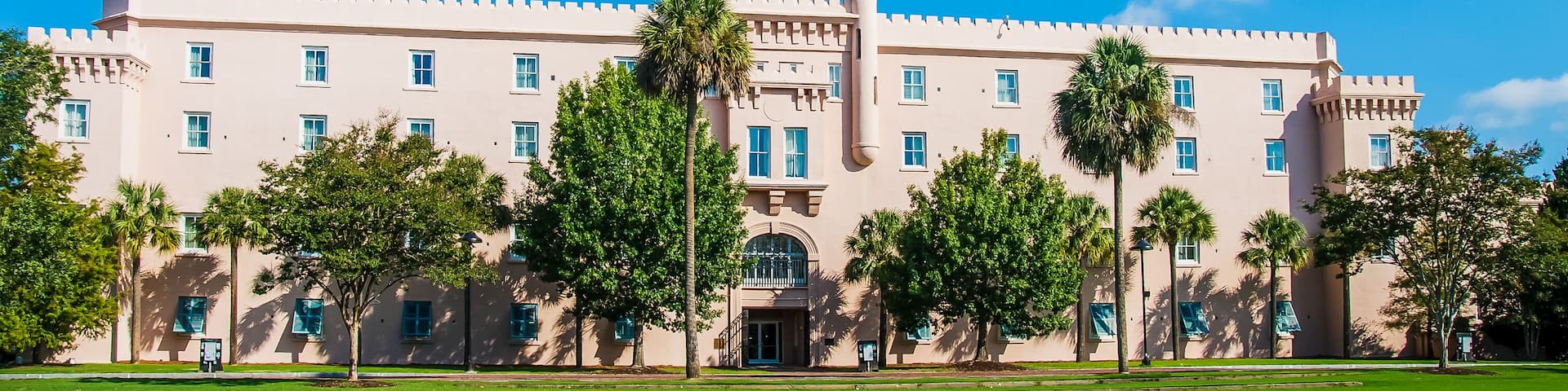 Old Citadel Building in Charleston, Shutterstock ID 1199826247, Purchase Order: SP-1891 Wave 0, Client/Licensee: Hotels.com