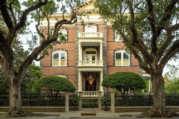 Calhoun Mansion which includes heritage elements and a house