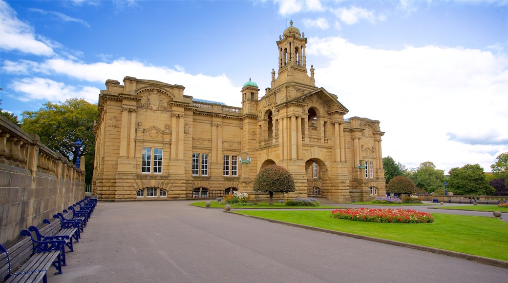 Cartwright Hall Art Gallery featuring flowers and heritage architecture