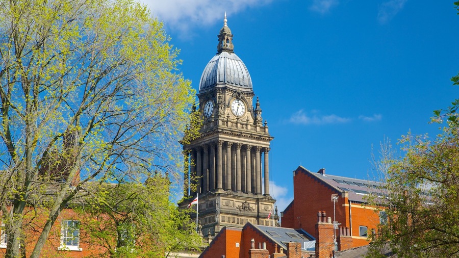 Leeds featuring heritage architecture