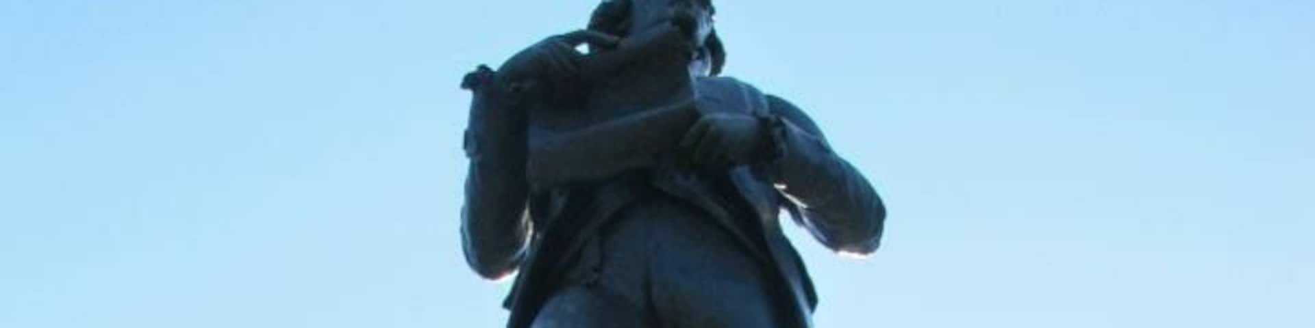 University of Virginia, statue of founder, Thomas Jefferson