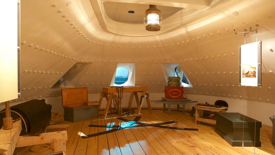 Mariner\'s Museum showing interior views