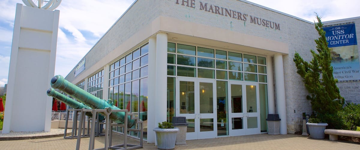 Mariner\'s Museum which includes signage