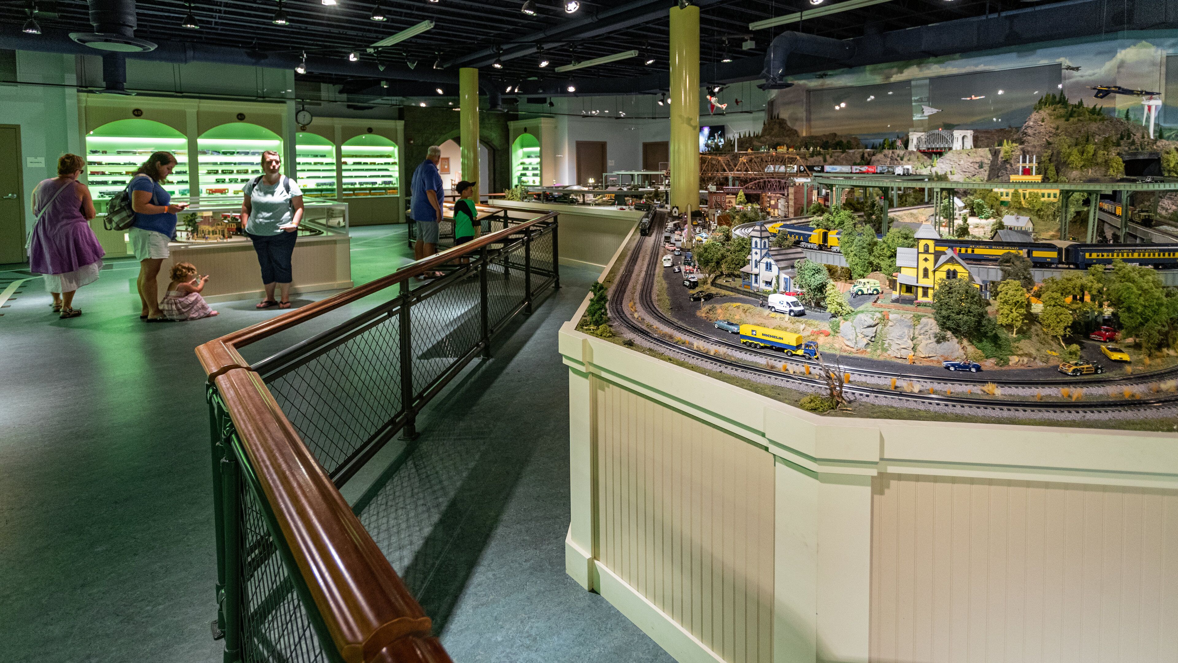 Children\'s Museum of Virginia which includes interior views