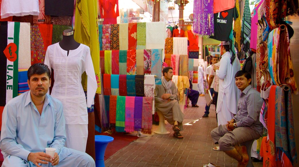 Guldmarknaden presenterar shopping, marknader och en stad
