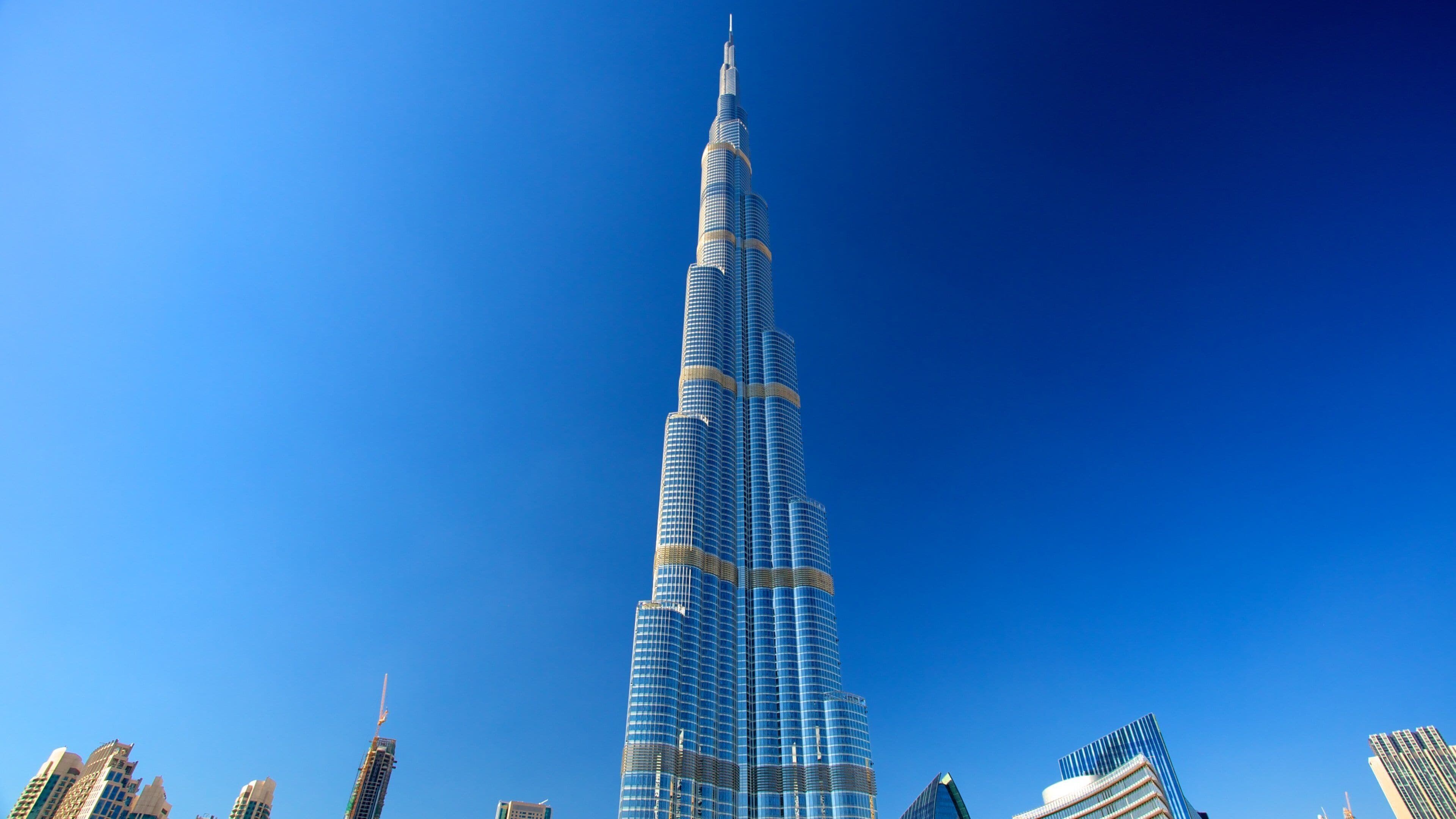 Burj Khalifa showing modern architecture, a city and a skyscraper