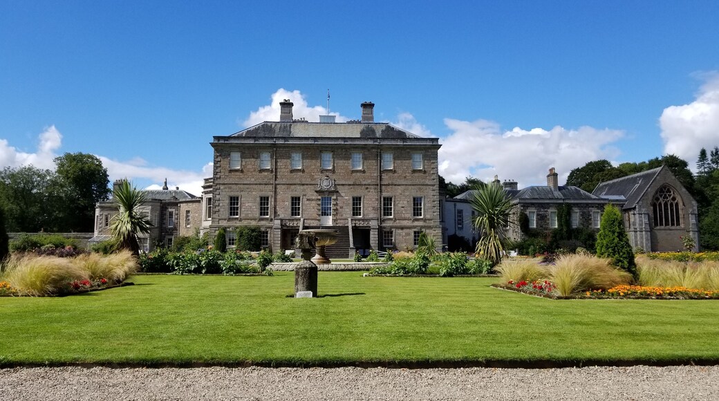 A beautiful historical mansion and gardens of the Gordon Family with an expansive amount of history and art to learn about.
#GreatEstates
#Europe
#Mansions