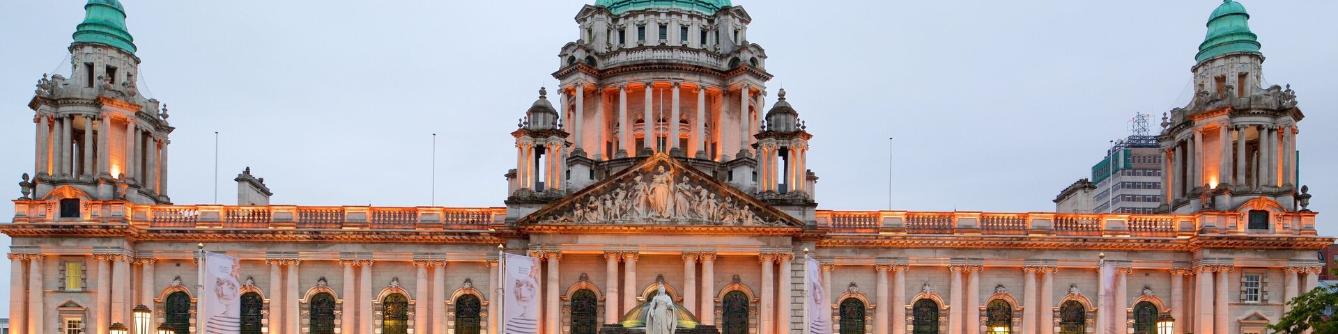 Belfast City Hall which includes heritage architecture, heritage elements and a castle