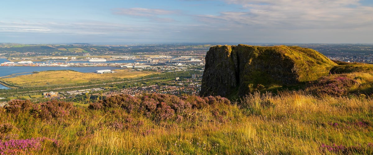 Cave Hill Country Park showing landscape views and tranquil scenes