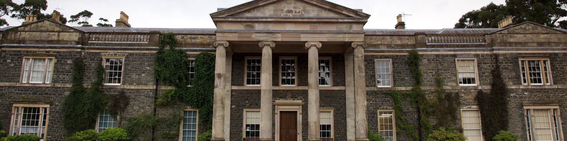 Mount Stewart mit einem Haus und historische Architektur