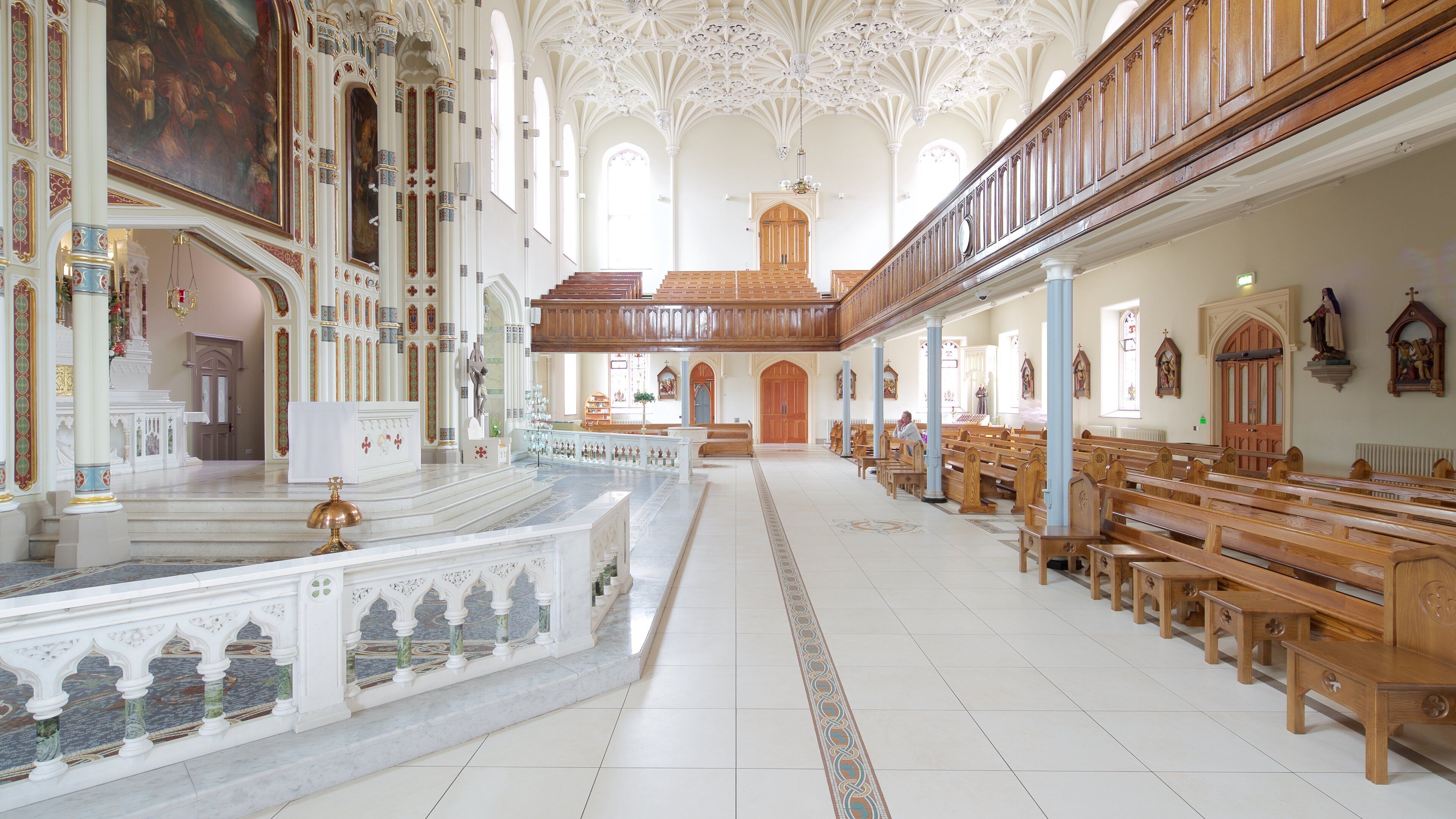 聖マラキー教会 どの含み 屋内の眺め, 遺跡 と 宗教的要素