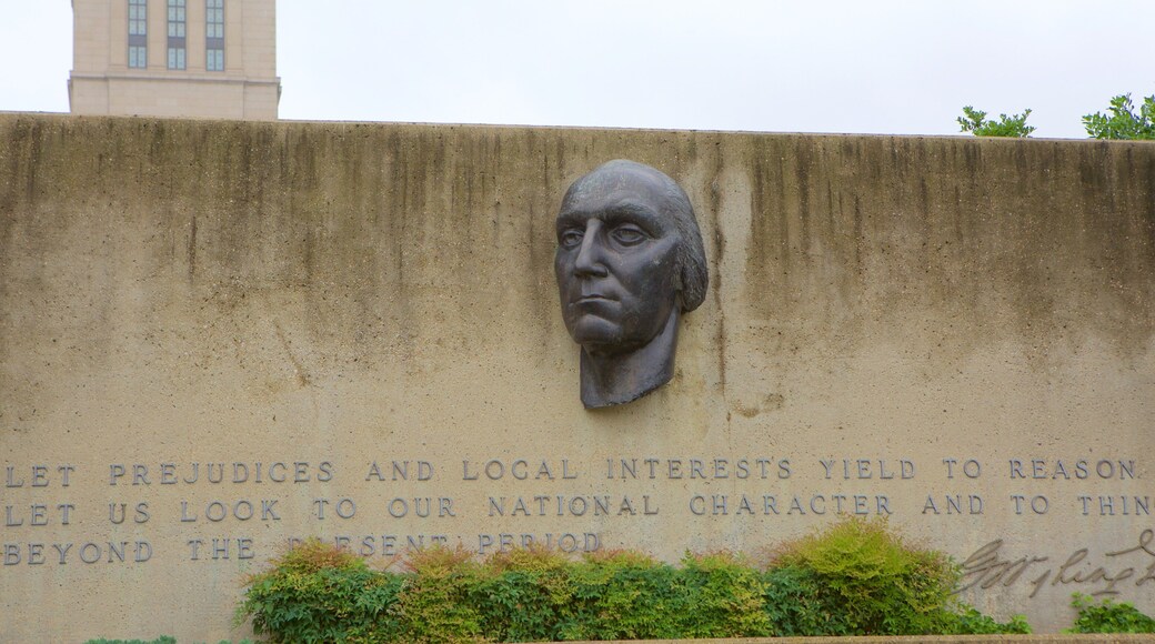 George Washington Masonic National Memorial which includes a memorial