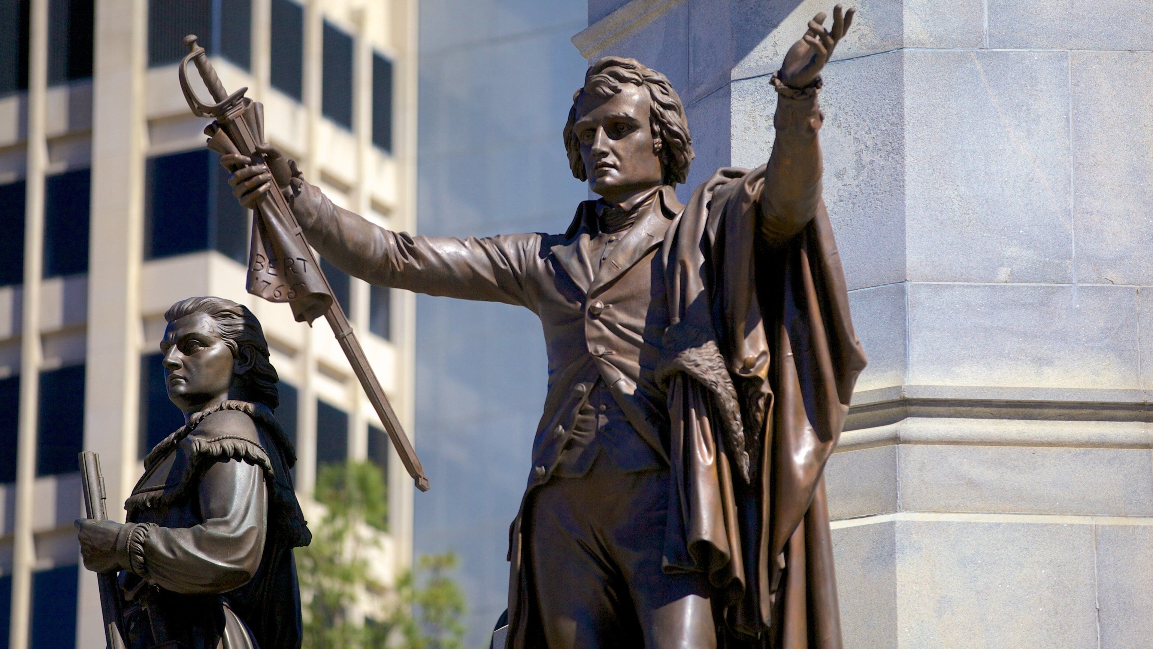 Virginia State Capitol featuring a statue or sculpture