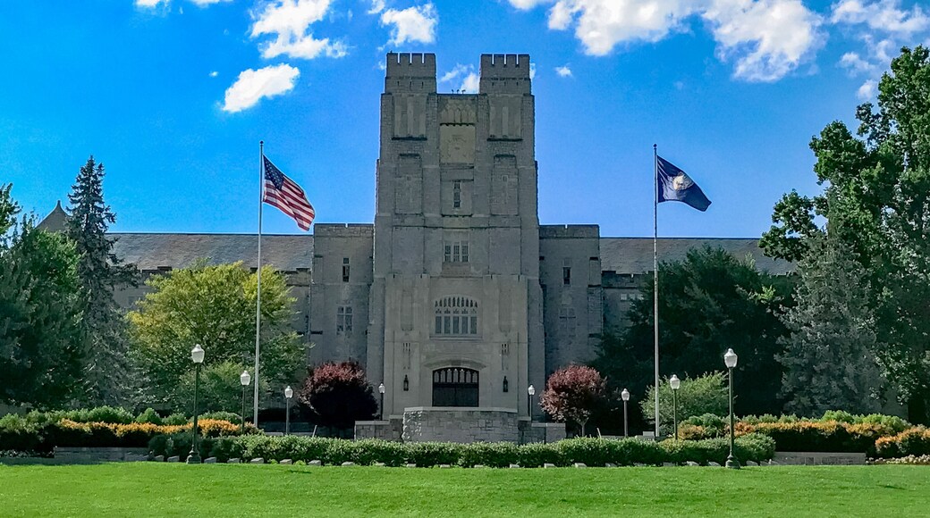 Burruss Hall at Virginia Tech