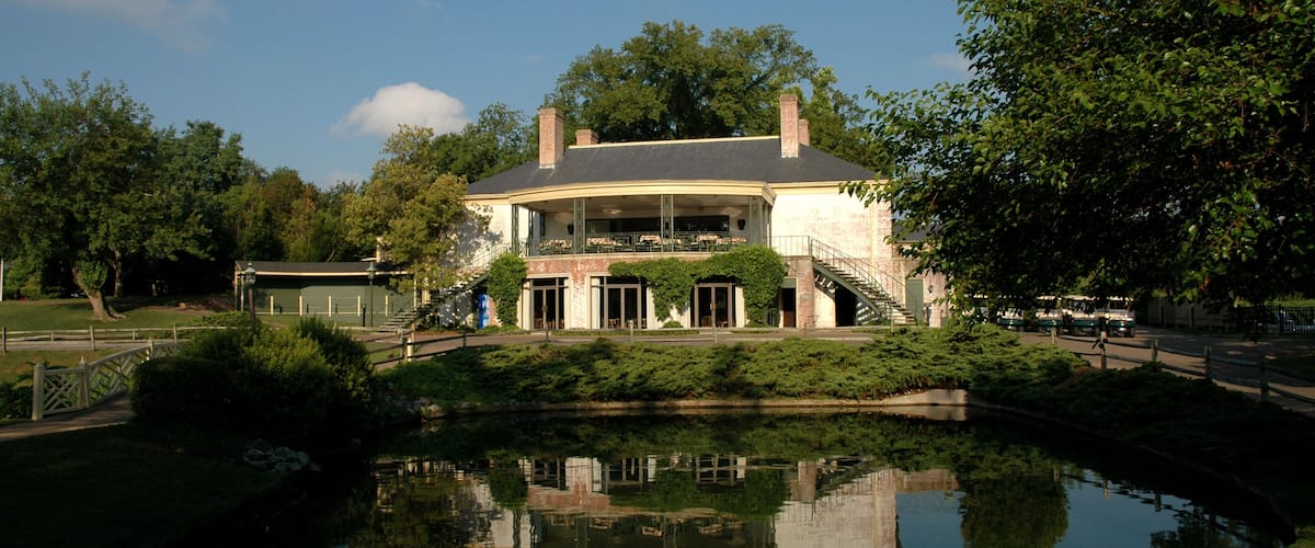 AN0PD1 Williamsburg Virginia va Williamsburg Inn Golden Horseshoe Golf Course Club House