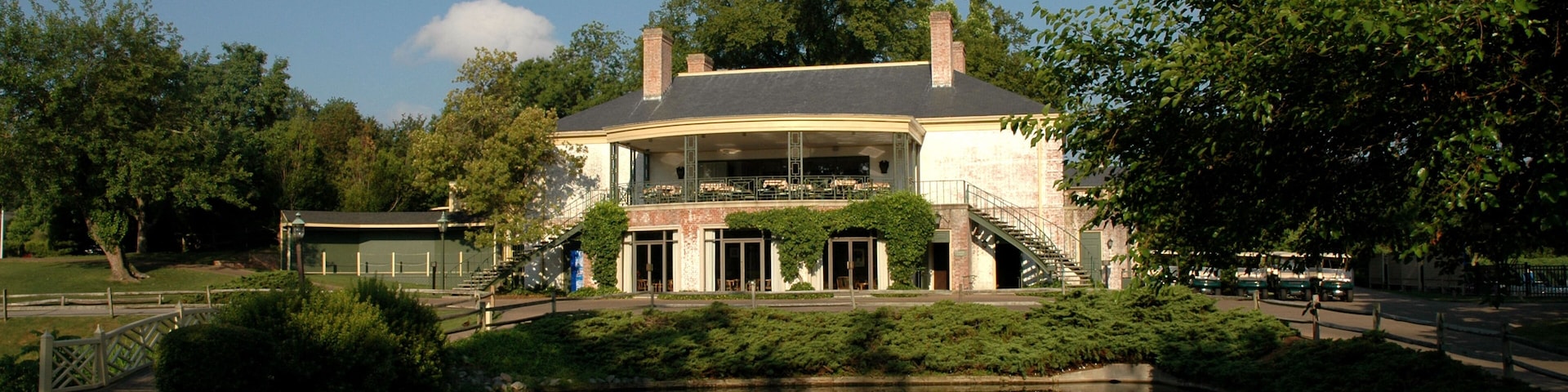 AN0PD1 Williamsburg Virginia va Williamsburg Inn Golden Horseshoe Golf Course Club House