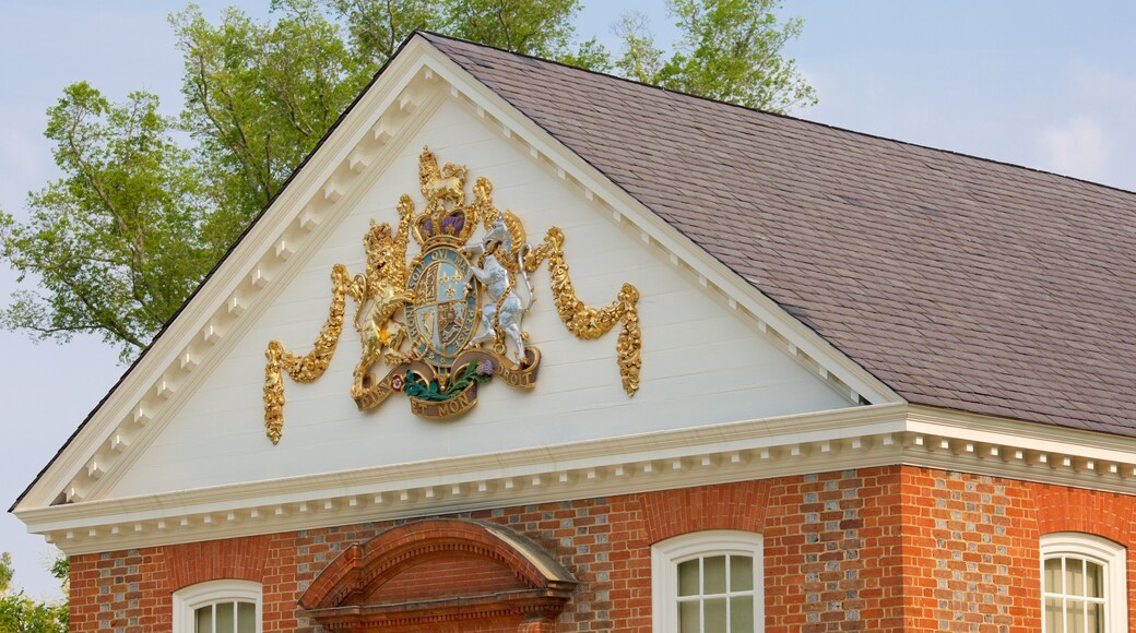 Governor\'s Palace fasiliteter samt administrativ bygning og kulturarv