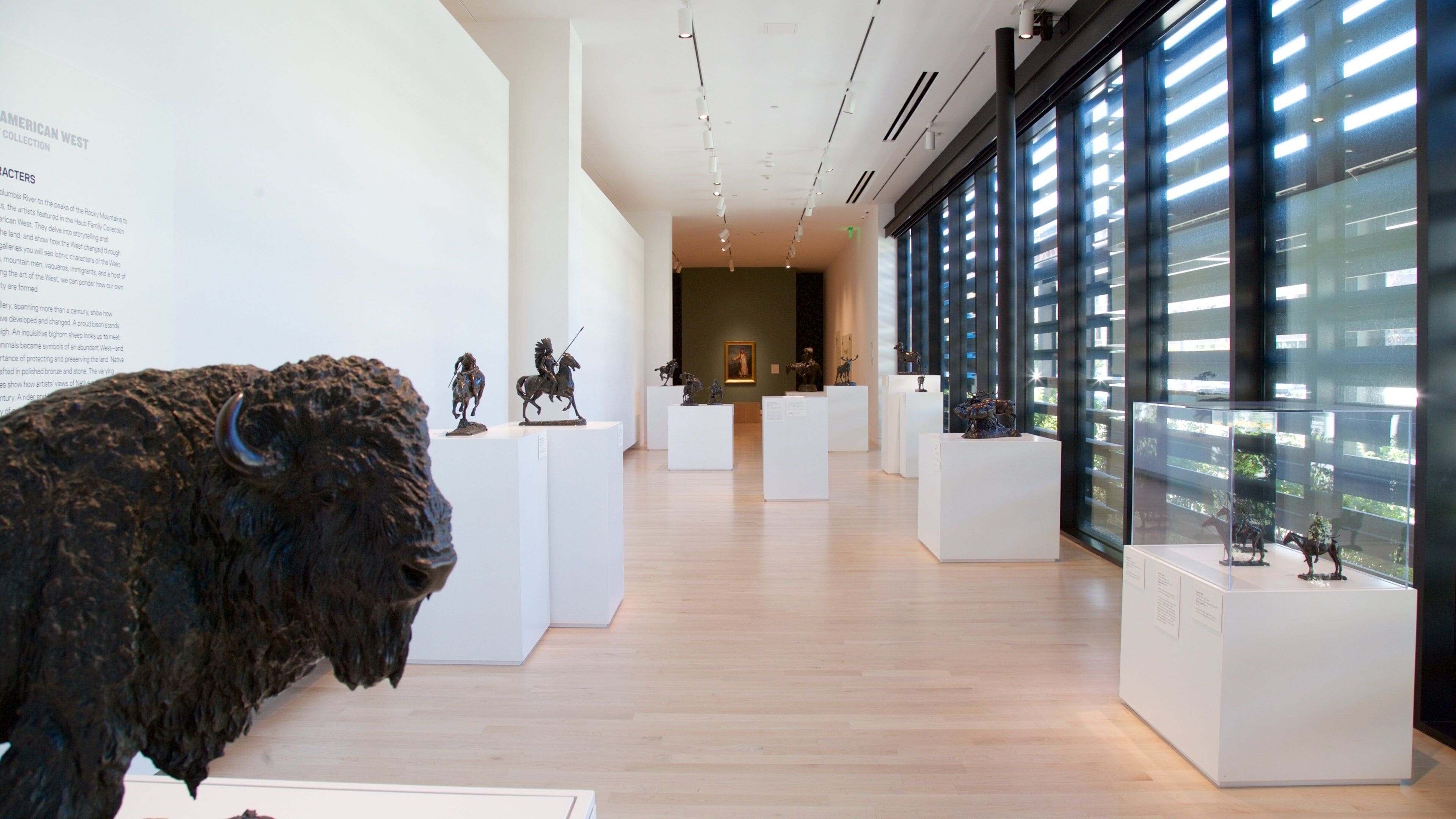 Tacoma Art Museum che include vista interna