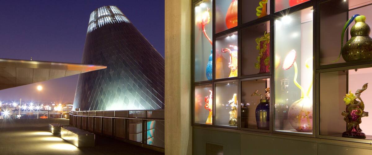 Museum of Glass showing modern architecture, art and night scenes