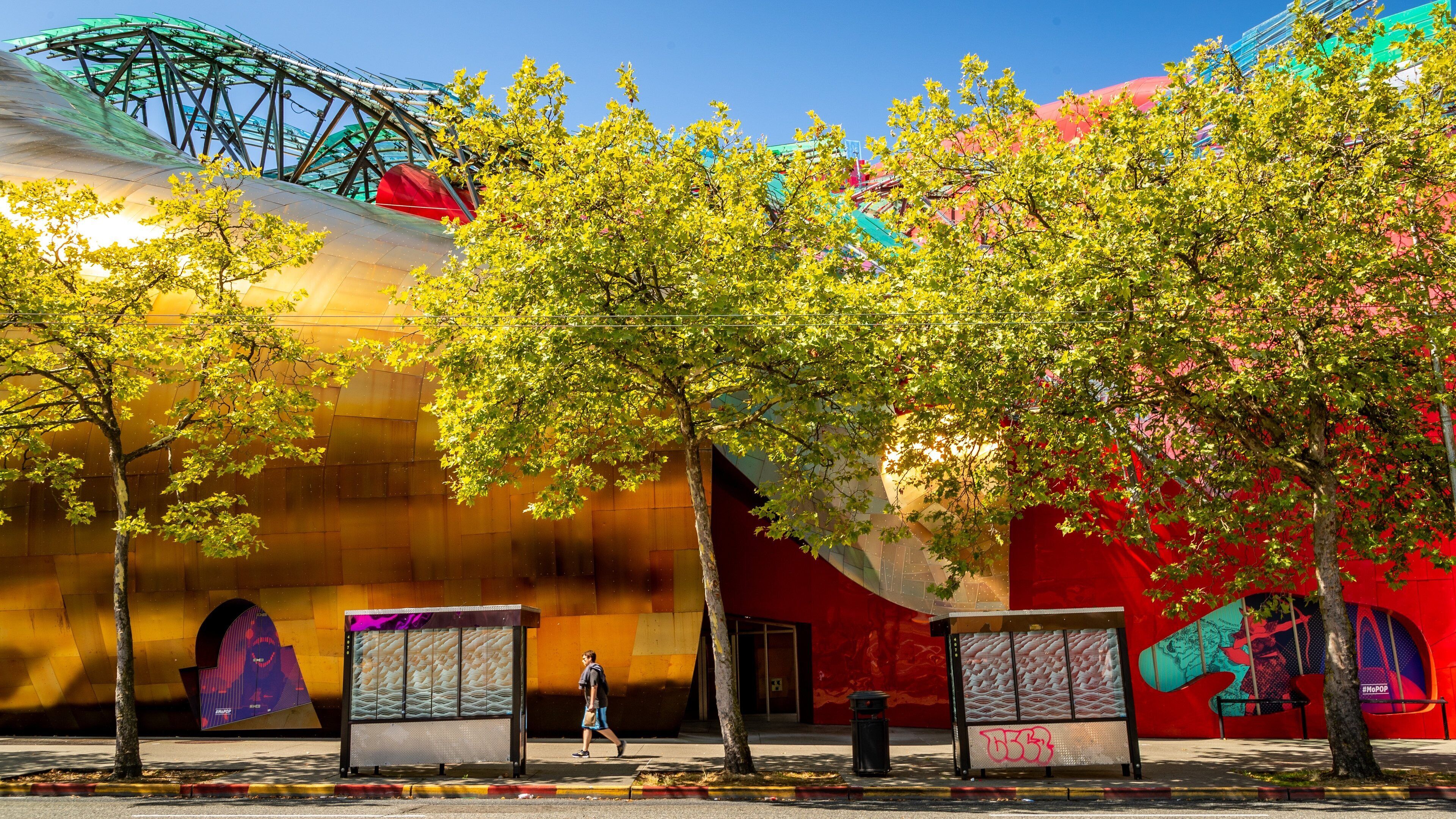 Museum of Pop Culture showing modern architecture