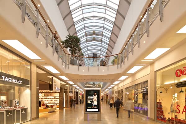 Oracle joka esittÀÀ ostokset ja sisÀkuvat