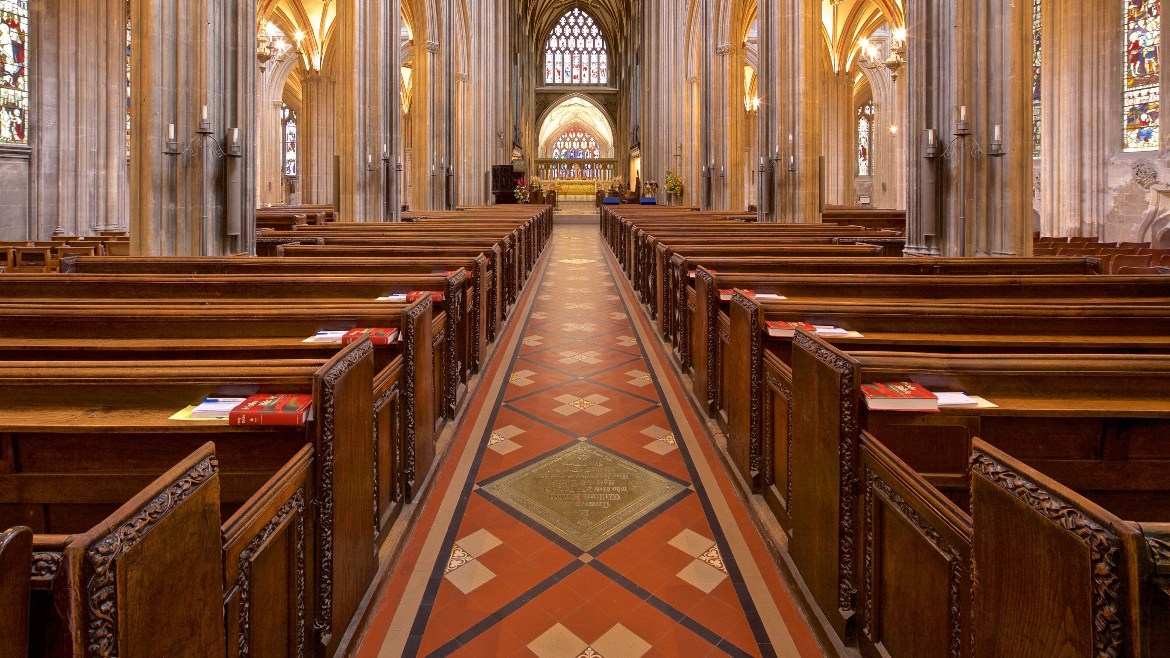 St. Mary Redcliffe Church which includes a church or cathedral, interior views and heritage elements